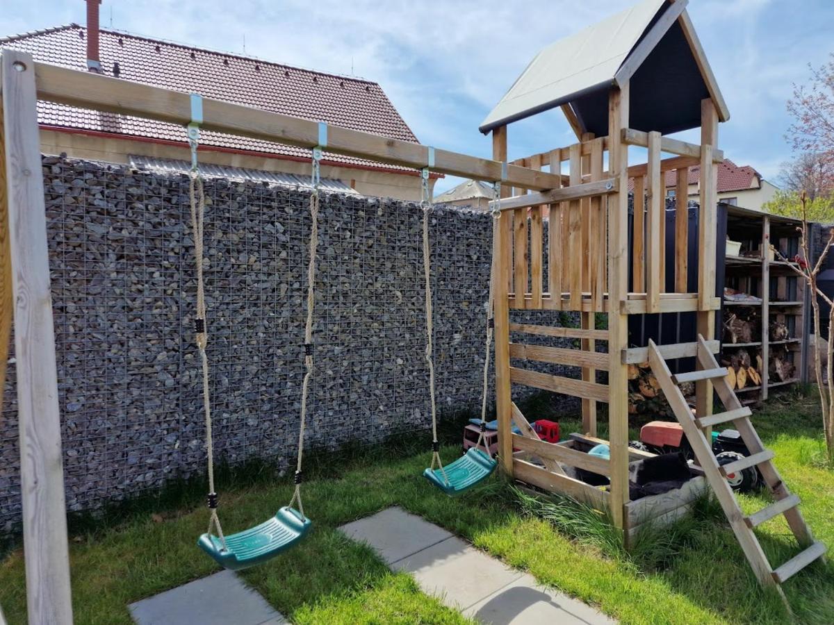 Apartmany Pod Capy, Nasavrky المظهر الخارجي الصورة